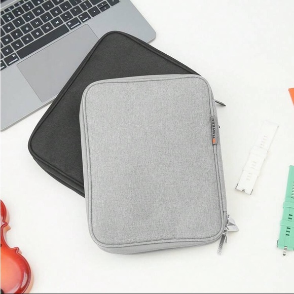 HAWEEL Watch Band Organizer Box Earphones/U Disk/Digital Cable Storage Case - Picture 3 of 8